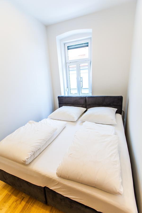 Vienna Market Apartments & Free Parking Exteriör bild